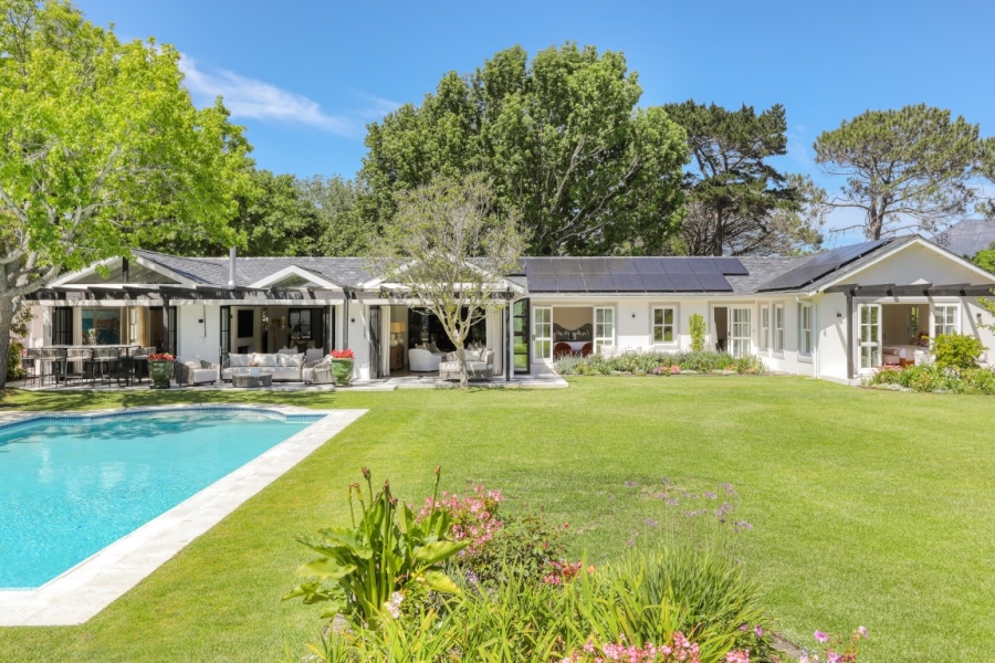 5 Bedroom Property for Sale in Constantia Western Cape